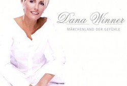 Moonlight Shadow – Dana Winner