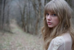 最美的歌：《Safe And Sound – Taylor Swift》