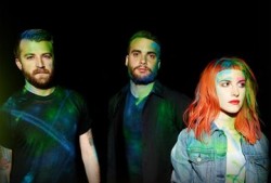 Hate To See Your Heart Break – Paramore