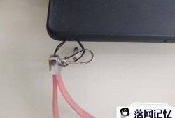 iPhone手机壳如何穿挂绳优质