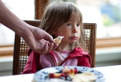 孩子不爱吃饭特别瘦怎么改善