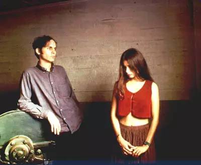 【天籁经典】Flowers in December – Mazzy Star  第1张