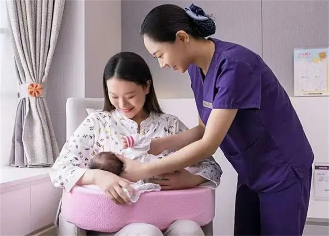 母乳喂养的孩子会变得更聪明吗  第1张