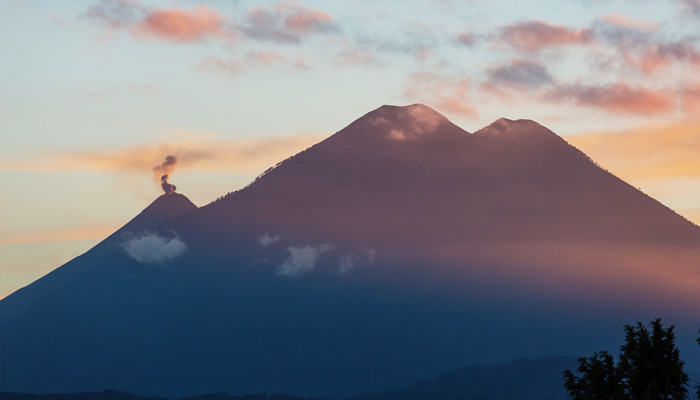 小苏打火山爆发的原理  第1张