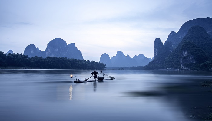 西塞山前白鹭飞桃花流水鳜鱼肥描绘了一幅什么样的景象  第1张