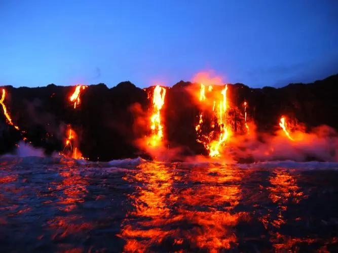 梦见火山爆发是什么意思  第1张