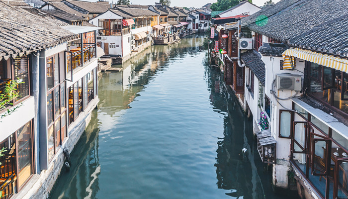 梦见流水沟渠有水流动是什么意思  第2张