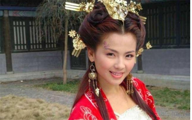 花蕊夫人为何会被三个帝王贪恋？  第3张