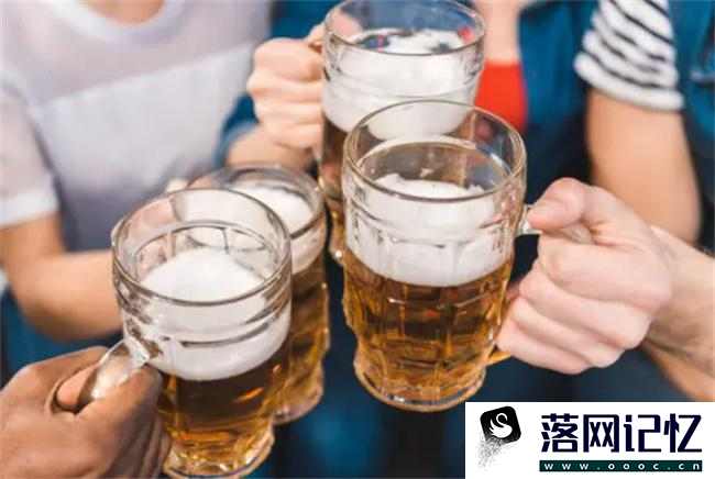 为什么啤酒可以喝很多瓶，而白酒不可以  第2张