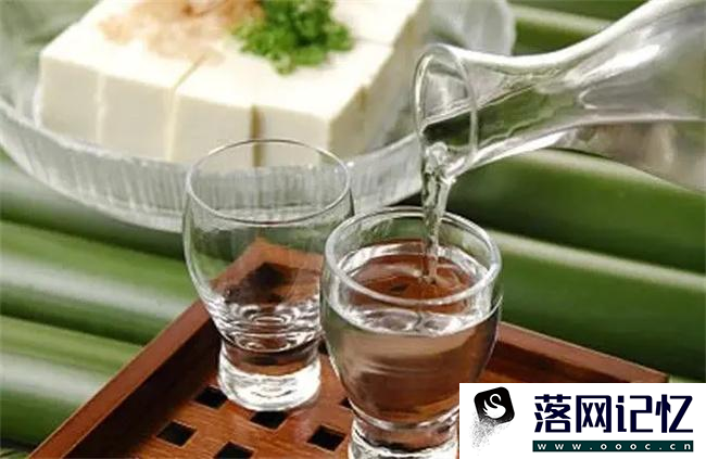 为什么啤酒可以喝很多瓶，而白酒不可以  第3张