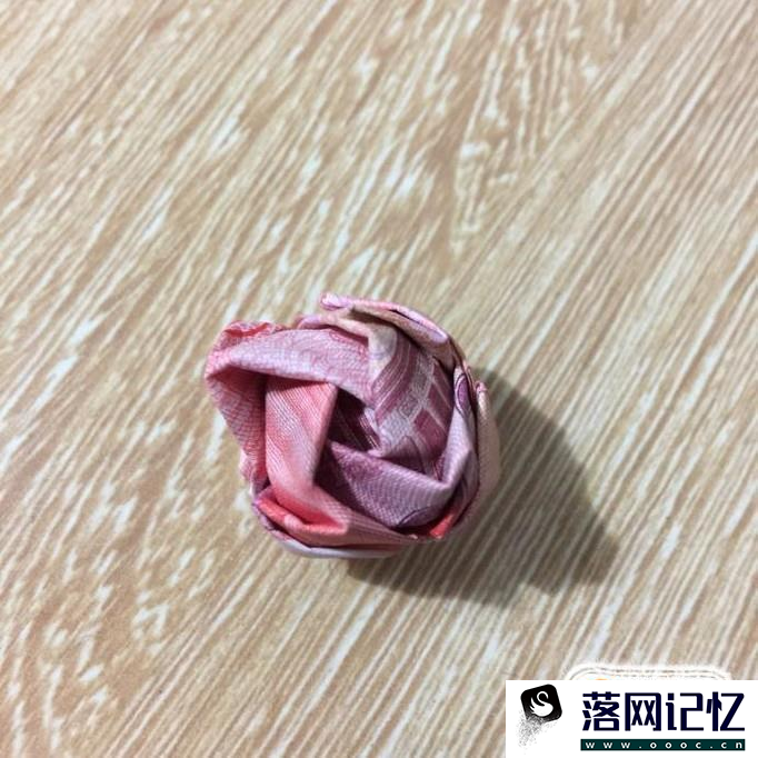 玫瑰花的折法：如何用钱折玫瑰（组图全说明）优质  第23张